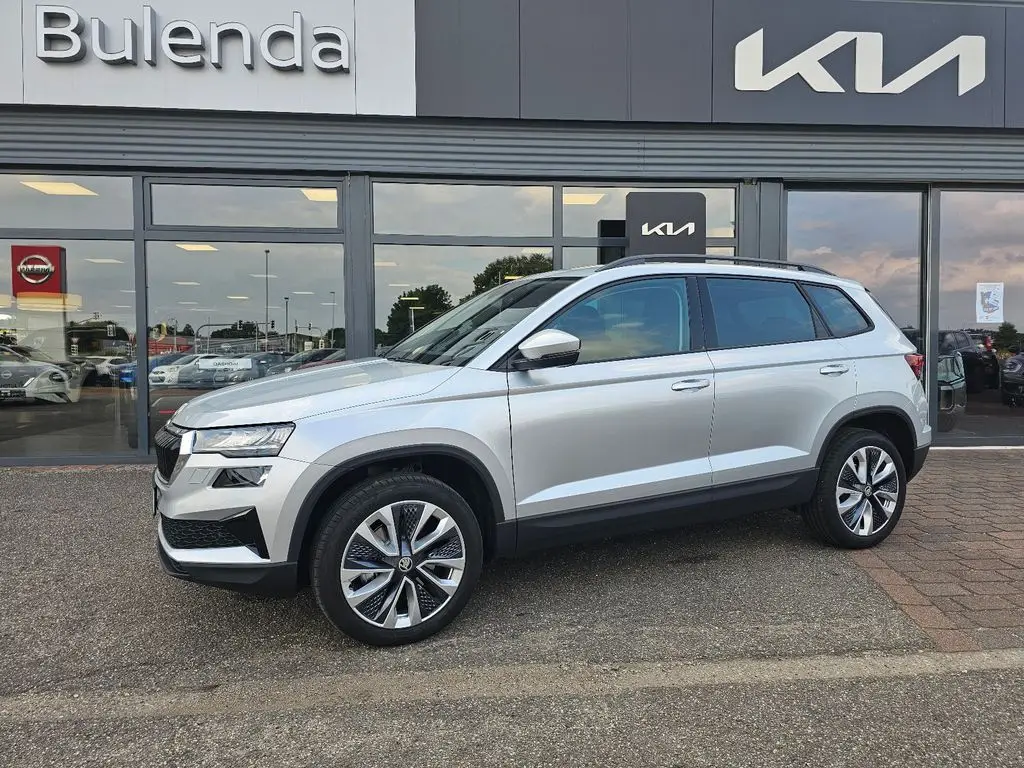 Photo 1 : Skoda Karoq 2024 Essence