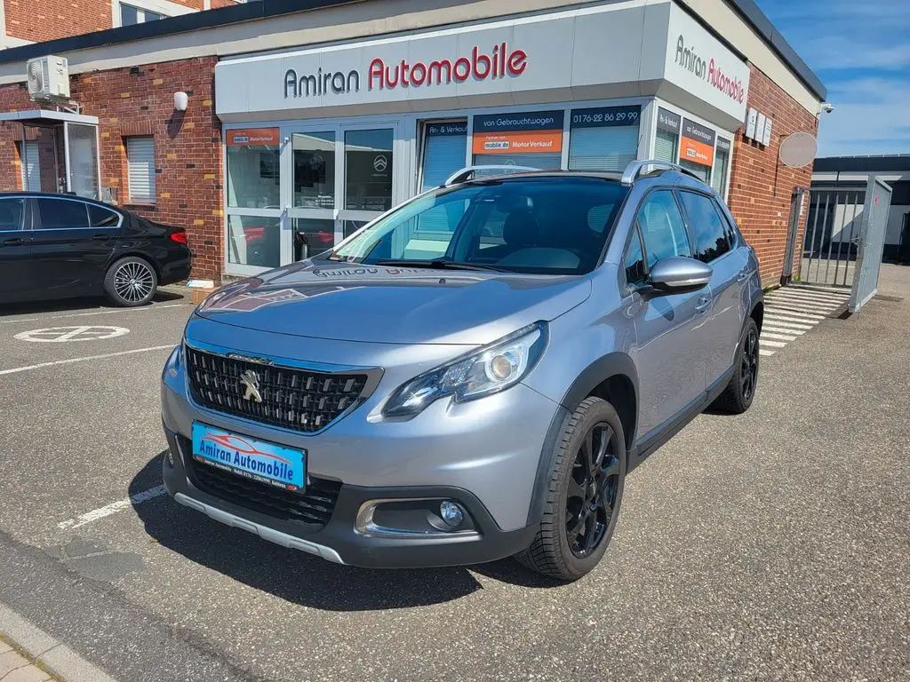 Photo 1 : Peugeot 2008 2017 Petrol