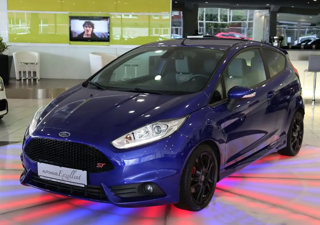 Photo 1 : Ford Fiesta 2015 Essence