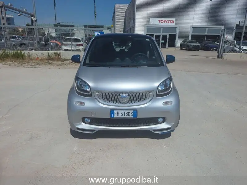 Photo 1 : Smart Fortwo 2017 Others