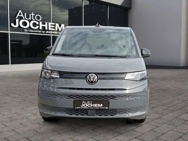 Photo 1 : Volkswagen T7 2022 Essence