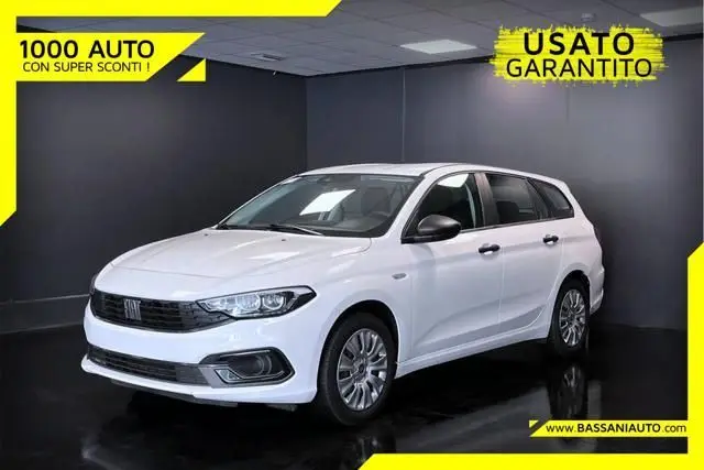 Photo 1 : Fiat Tipo 2021 Essence