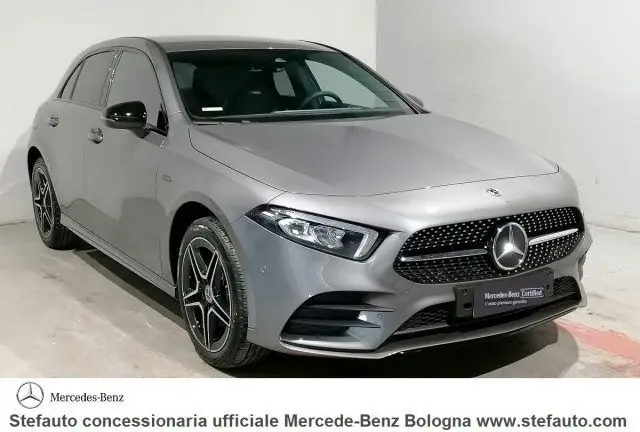 Photo 1 : Mercedes-benz Classe A 2022 Petrol