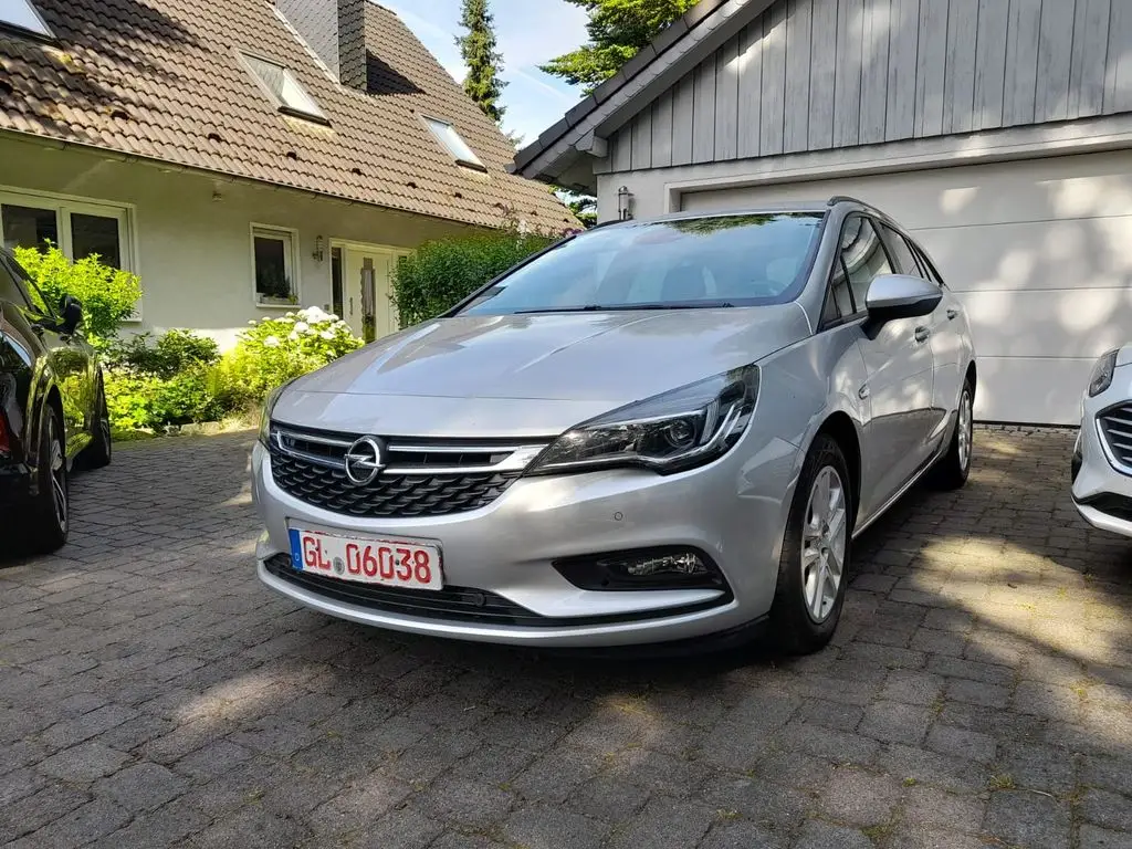 Photo 1 : Opel Astra 2019 Diesel