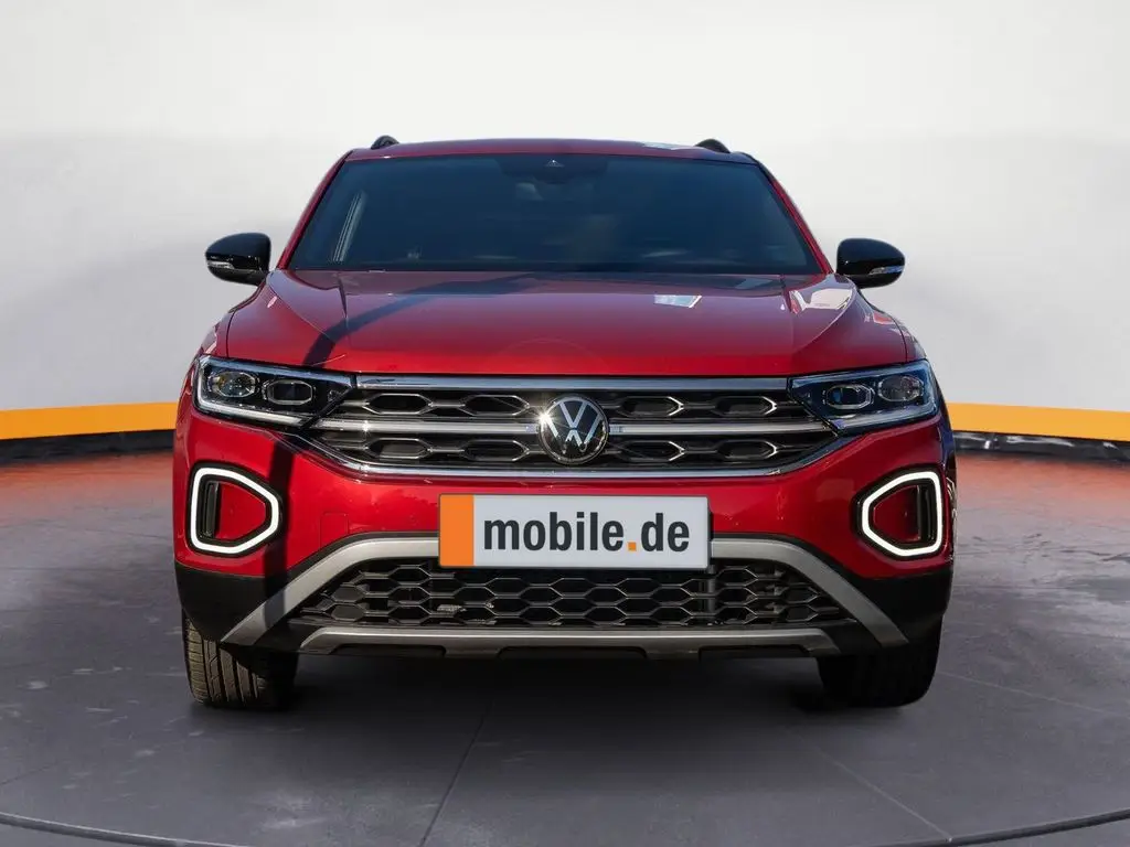 Photo 1 : Volkswagen T-roc 2023 Essence