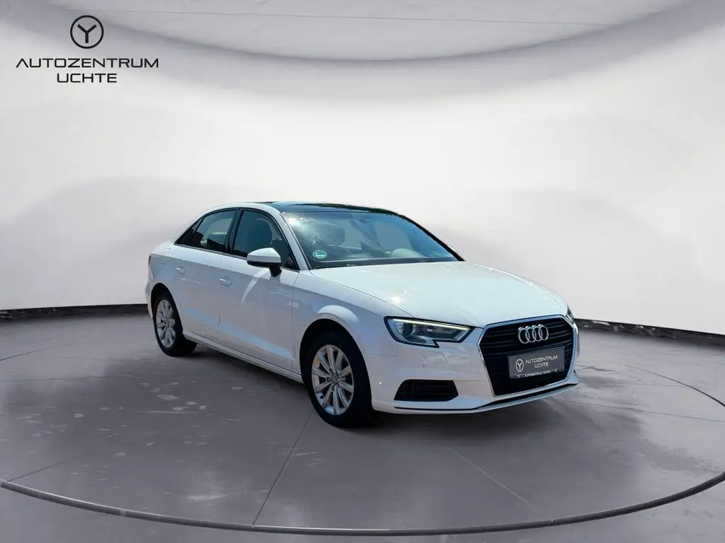 Photo 1 : Audi A3 2019 Essence