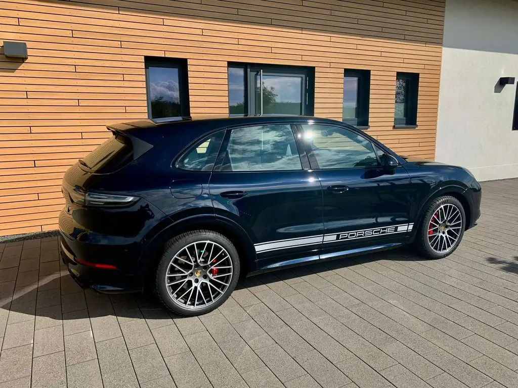 Photo 1 : Porsche Cayenne 2022 Essence