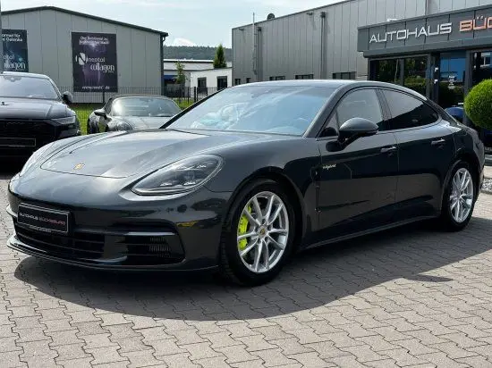 Photo 1 : Porsche Panamera 2019 Not specified