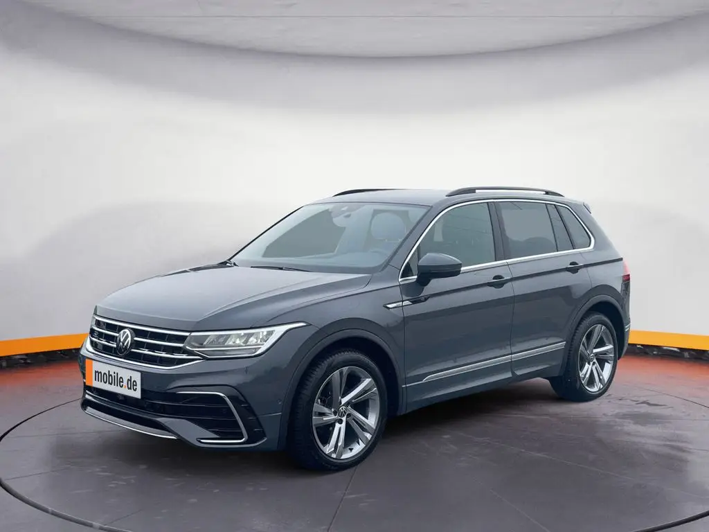 Photo 1 : Volkswagen Tiguan 2023 Essence