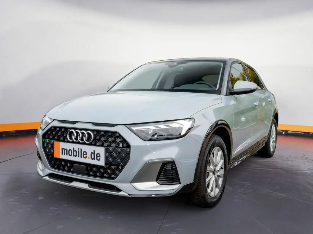 Photo 1 : Audi A1 2023 Petrol