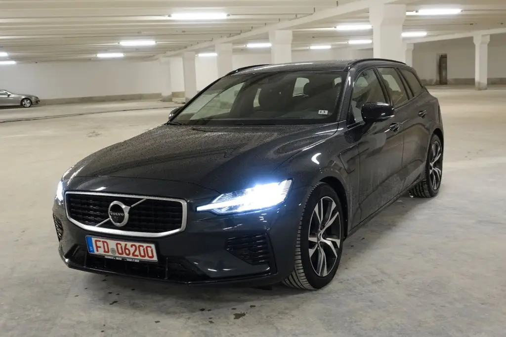 Photo 1 : Volvo V60 2020 Hybrid