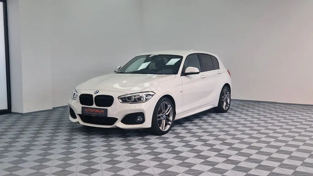 Photo 1 : Bmw Serie 1 2017 Petrol