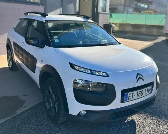 Photo 1 : Citroen C4 2018 Diesel