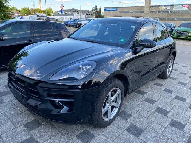 Photo 1 : Porsche Macan 2021 Essence