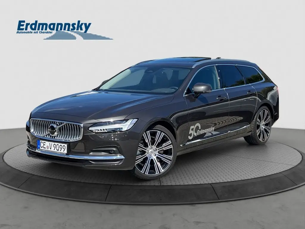 Photo 1 : Volvo V90 2024 Petrol