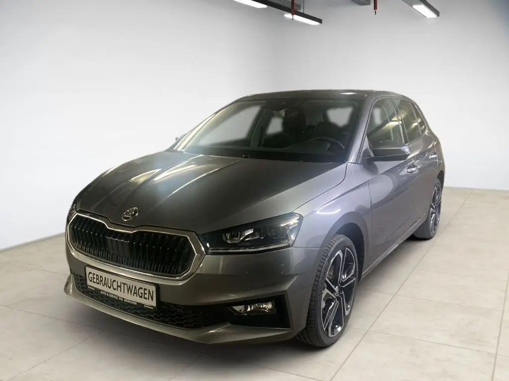 Photo 1 : Skoda Fabia 2023 Essence