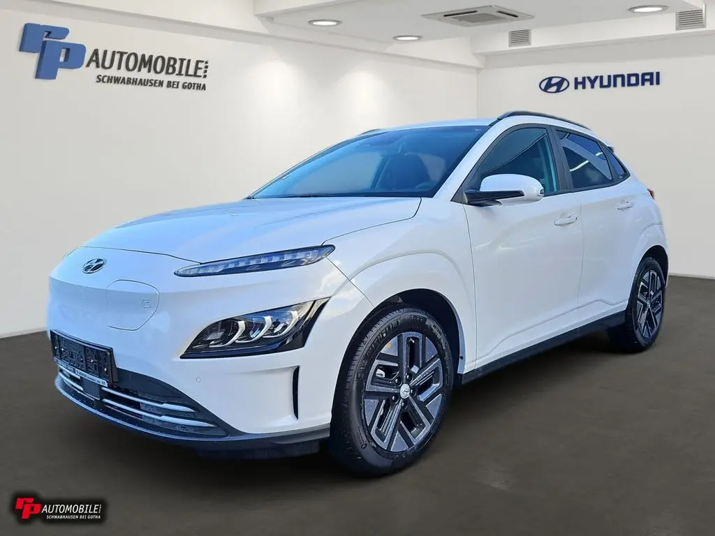 Photo 1 : Hyundai Kona 2023 Non renseigné