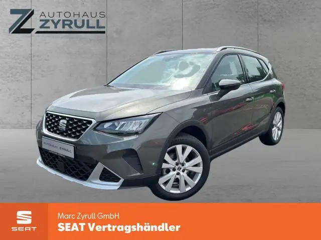 Photo 1 : Seat Arona 2024 Petrol