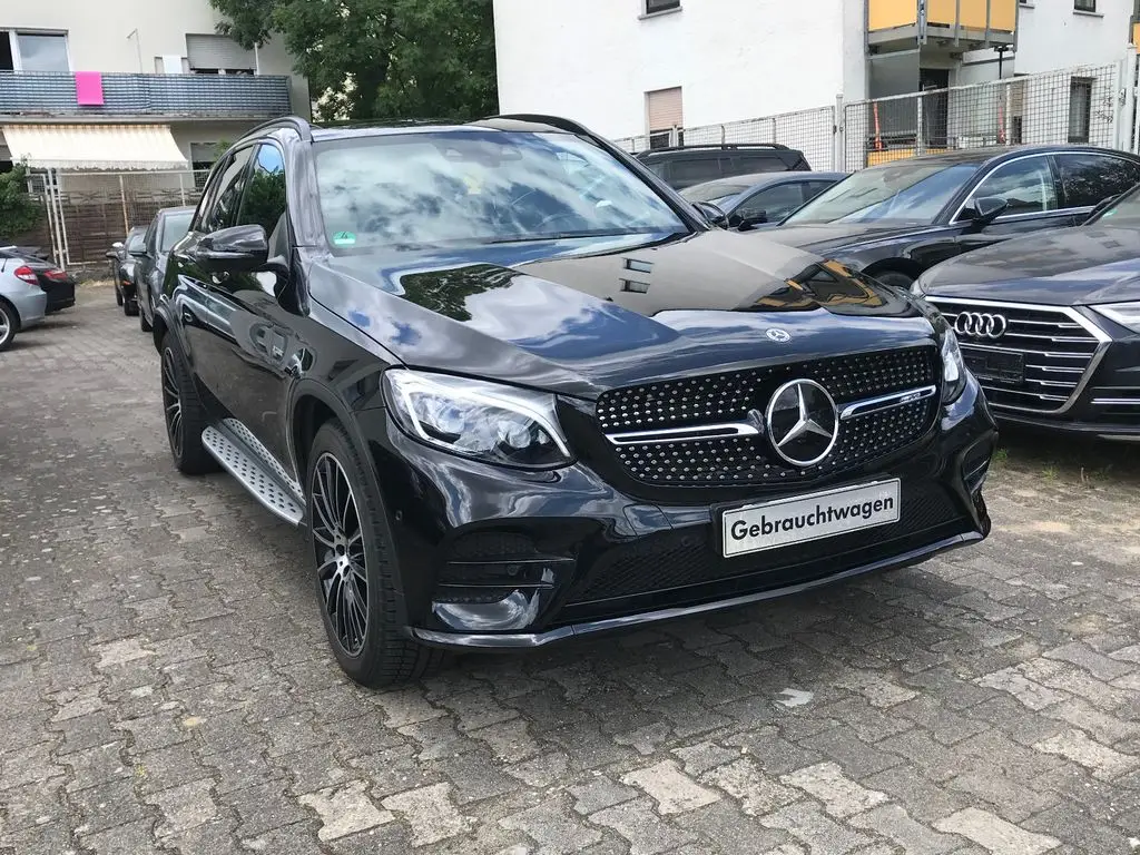 Photo 1 : Mercedes-benz Classe Glc 2017 Petrol