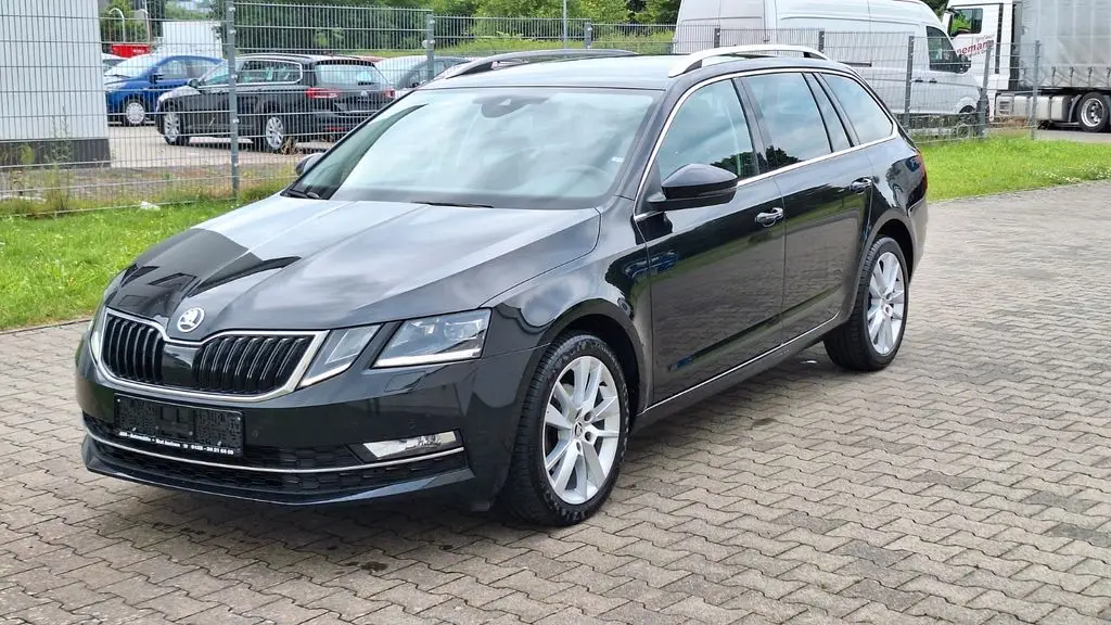 Photo 1 : Skoda Octavia 2019 Diesel