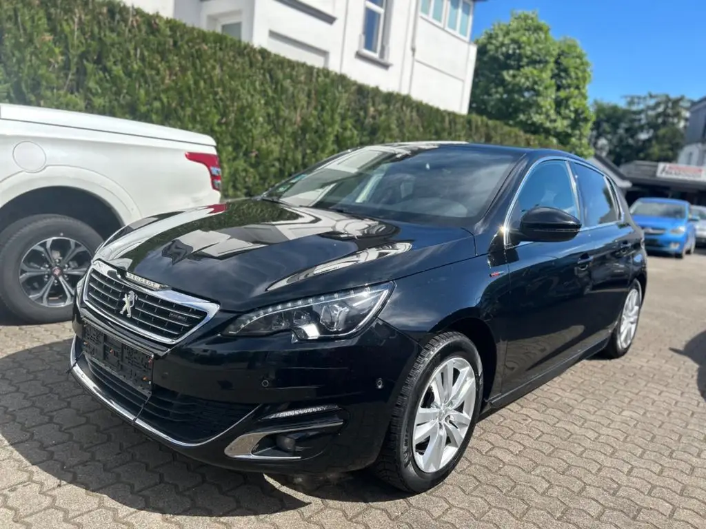 Photo 1 : Peugeot 308 2016 Petrol