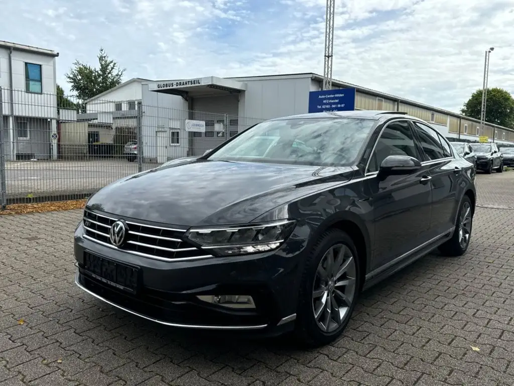 Photo 1 : Volkswagen Passat 2020 Diesel