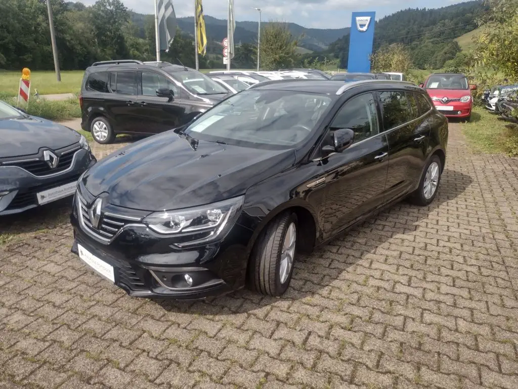 Photo 1 : Renault Megane 2017 Petrol