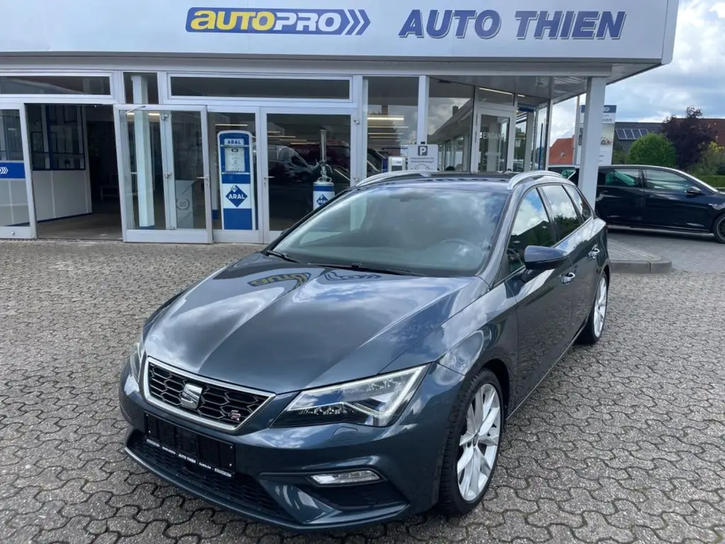 Photo 1 : Seat Leon 2018 Petrol