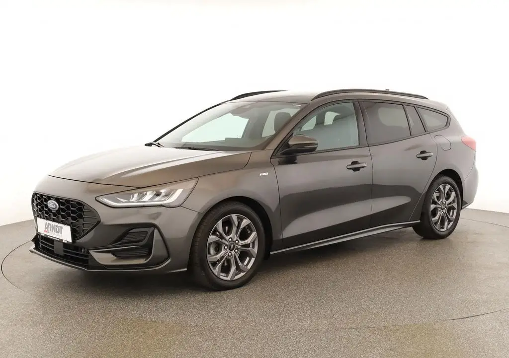 Photo 1 : Ford Focus 2022 Diesel