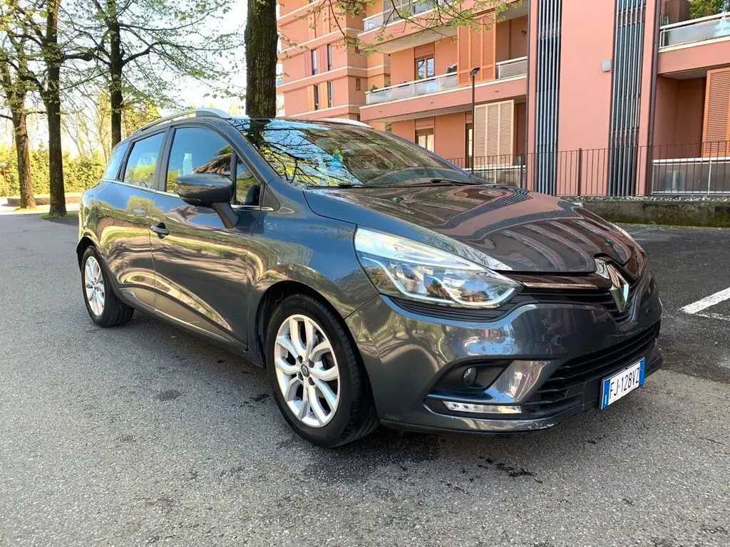 Photo 1 : Renault Clio 2018 Diesel