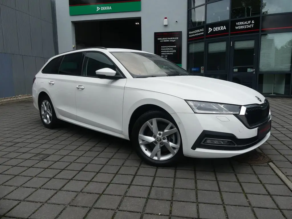 Photo 1 : Skoda Octavia 2021 Petrol