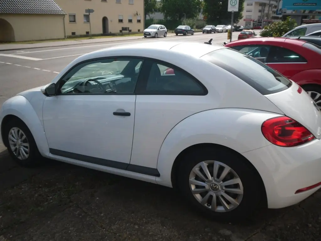 Photo 1 : Volkswagen Beetle 2016 Petrol
