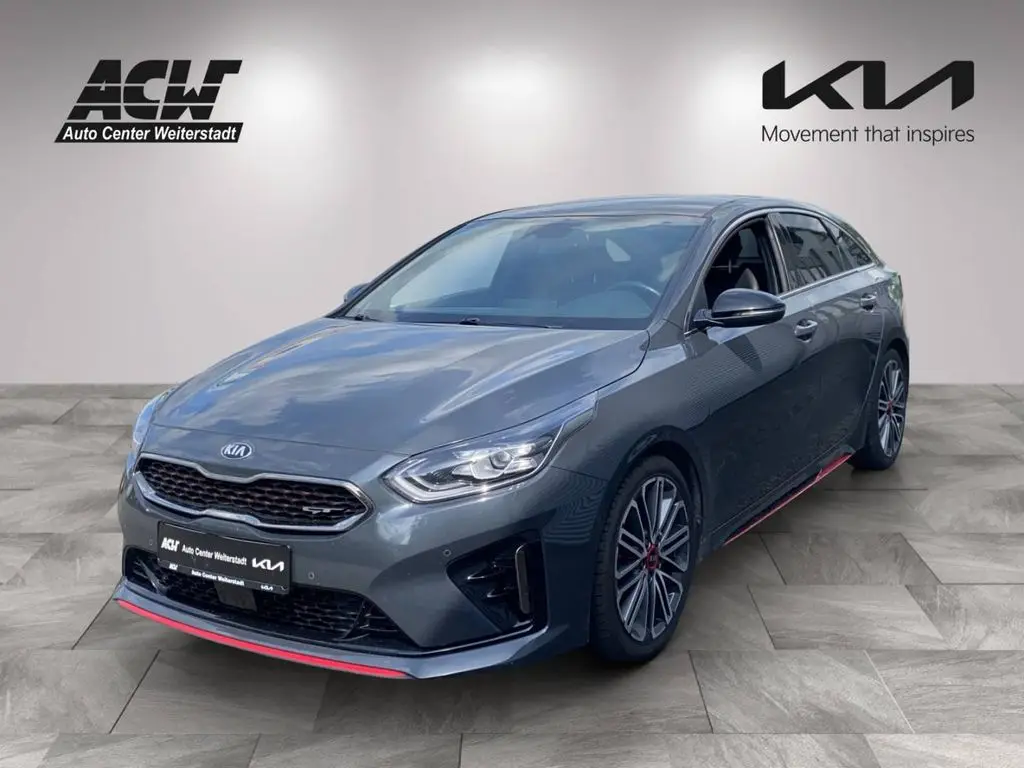 Photo 1 : Kia Proceed 2021 Petrol