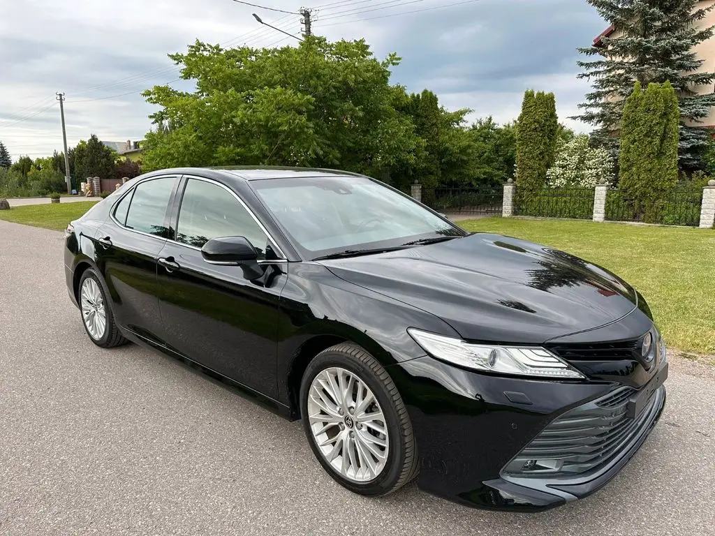 Photo 1 : Toyota Camry 2020 Hybride