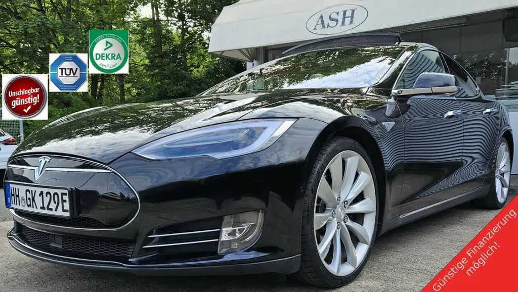 Photo 1 : Tesla Model S 2015 Non renseigné