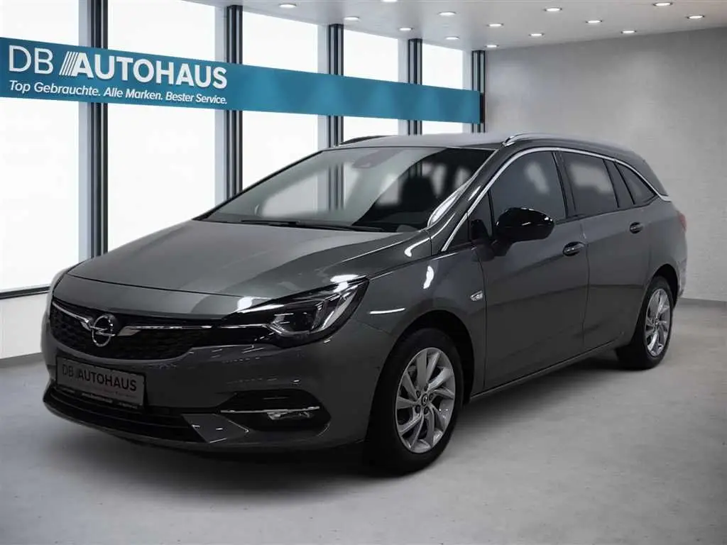 Photo 1 : Opel Astra 2022 Petrol