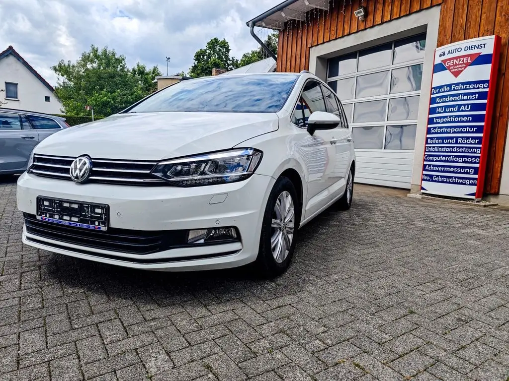 Photo 1 : Volkswagen Touran 2017 Diesel