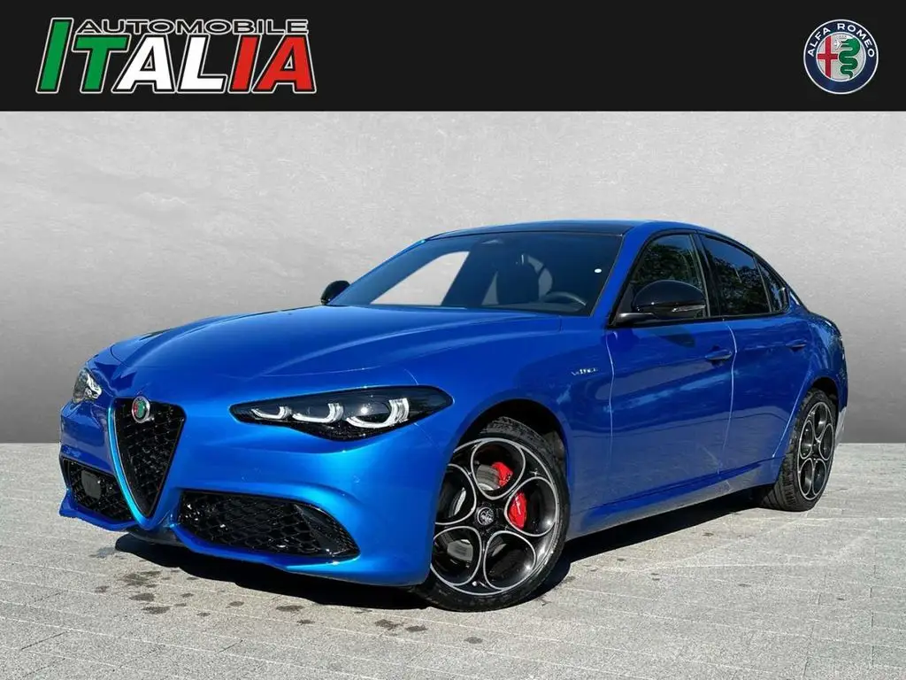 Photo 1 : Alfa Romeo Giulia 2024 Petrol