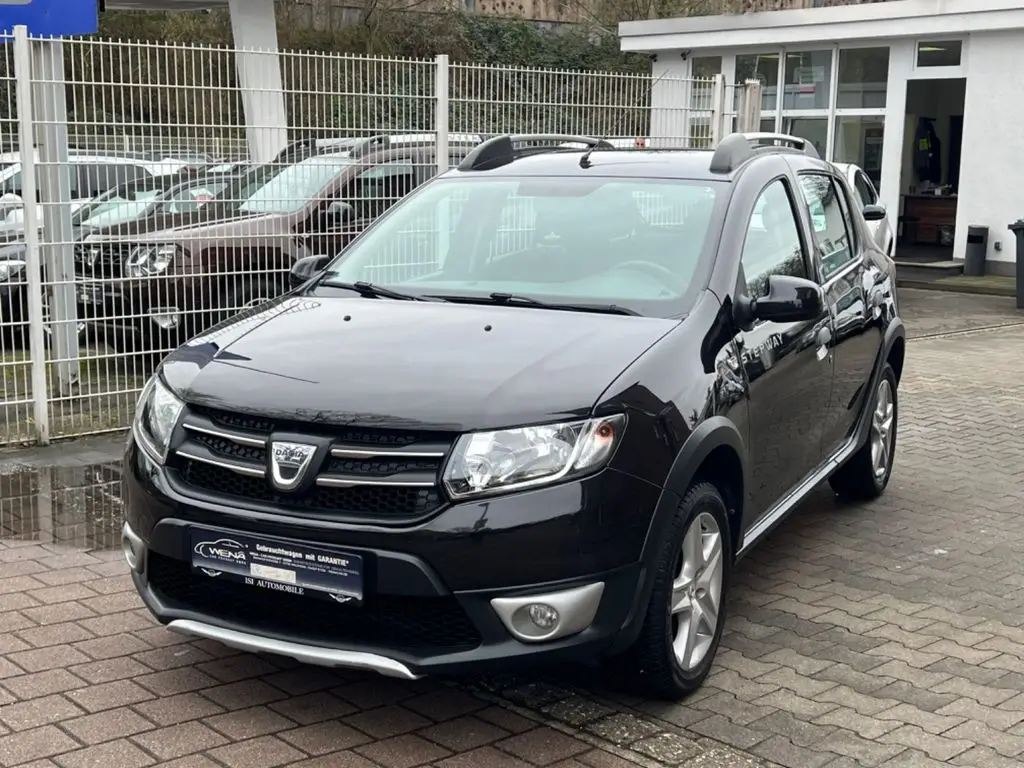 Photo 1 : Dacia Sandero 2016 Petrol