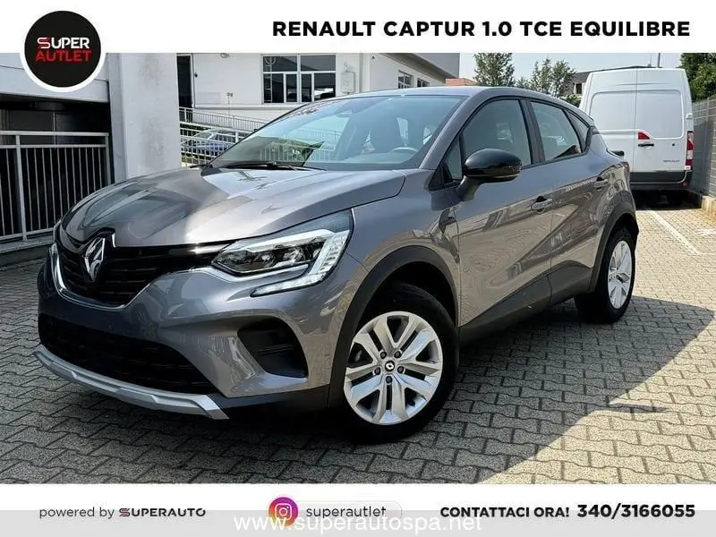 Photo 1 : Renault Captur 2023 Essence