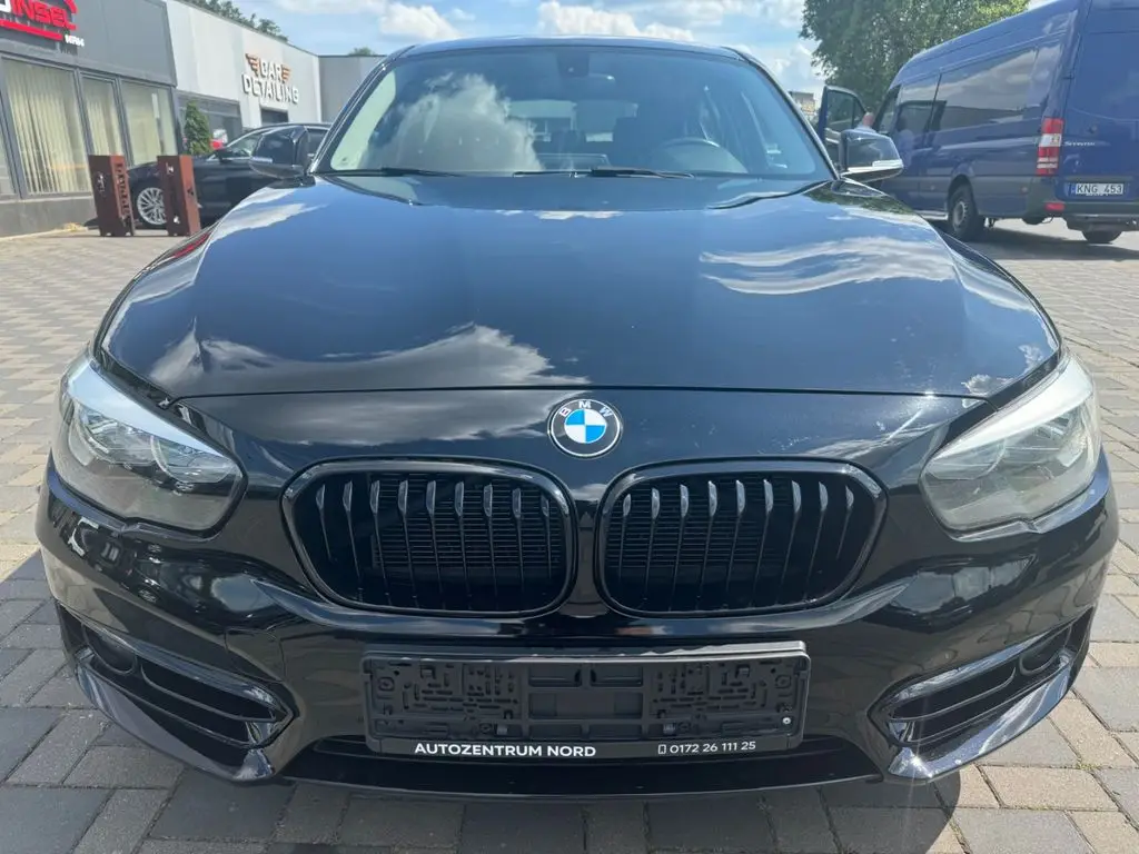 Photo 1 : Bmw Serie 1 2017 Petrol