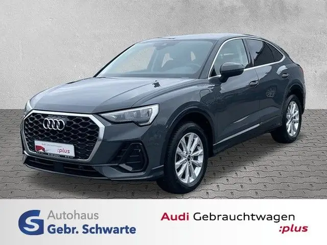 Photo 1 : Audi Q3 2021 Hybride