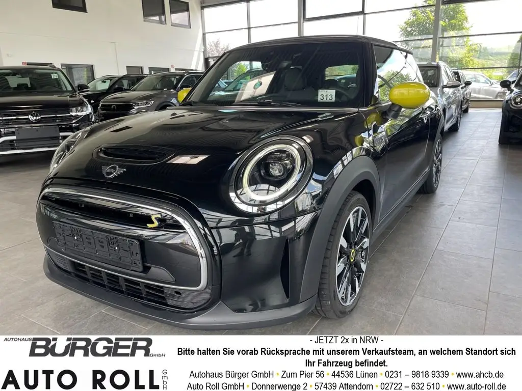 Photo 1 : Mini Cooper 2023 Non renseigné