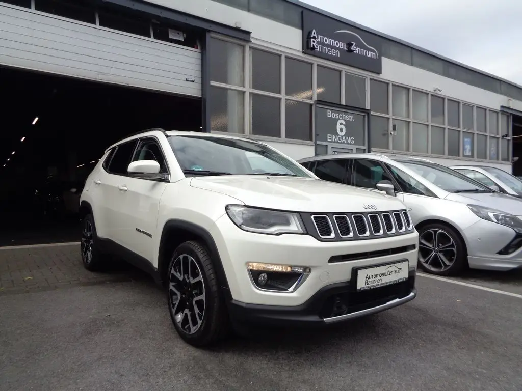 Photo 1 : Jeep Compass 2018 Essence