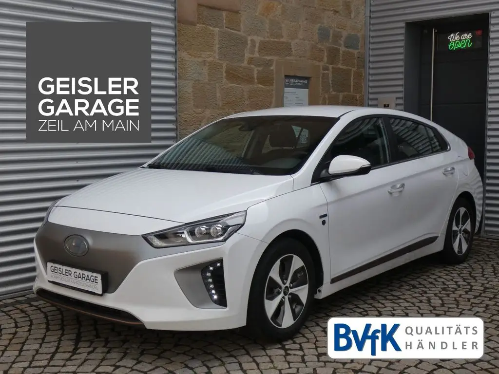 Photo 1 : Hyundai Ioniq 2018 Non renseigné