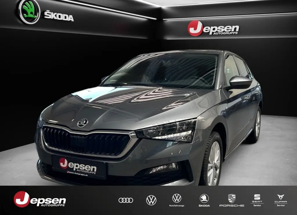 Photo 1 : Skoda Scala 2023 Essence