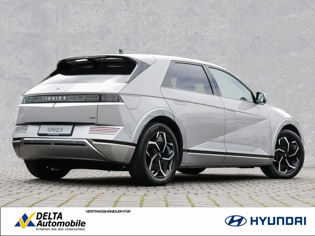 Photo 1 : Hyundai Ioniq 2022 Non renseigné