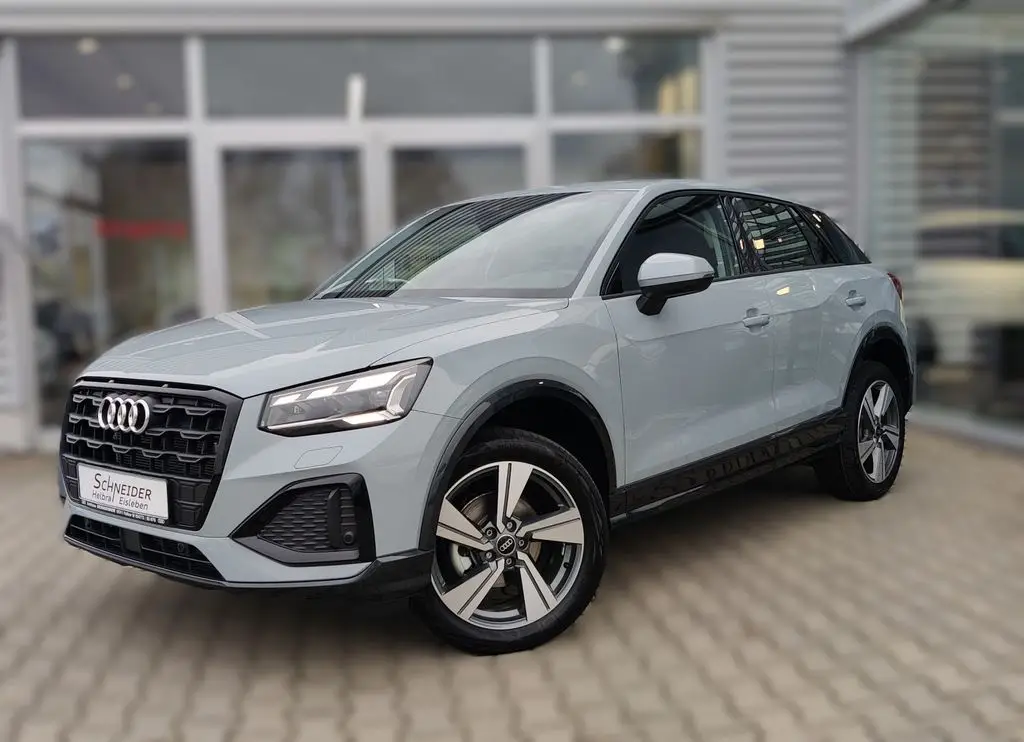 Photo 1 : Audi Q2 2024 Essence