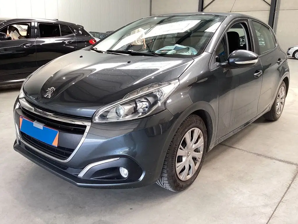 Photo 1 : Peugeot 208 2016 Petrol