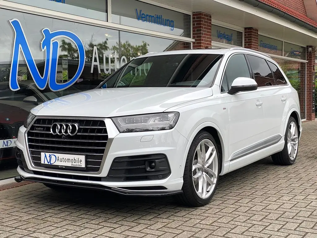 Photo 1 : Audi Q7 2016 Diesel